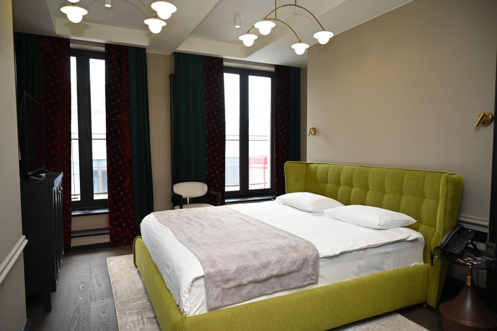 Hotel Retro Батумі Екстер'єр фото