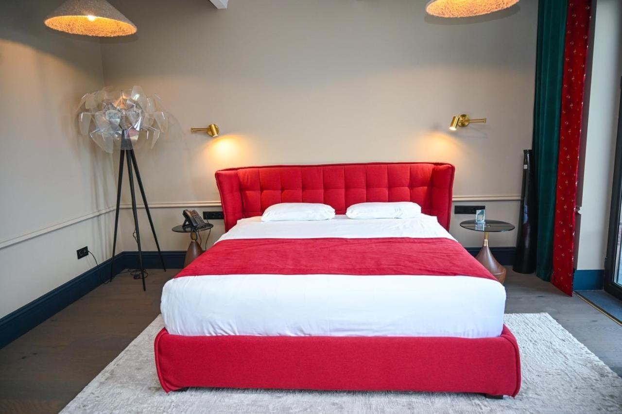 Hotel Retro Батумі Екстер'єр фото
