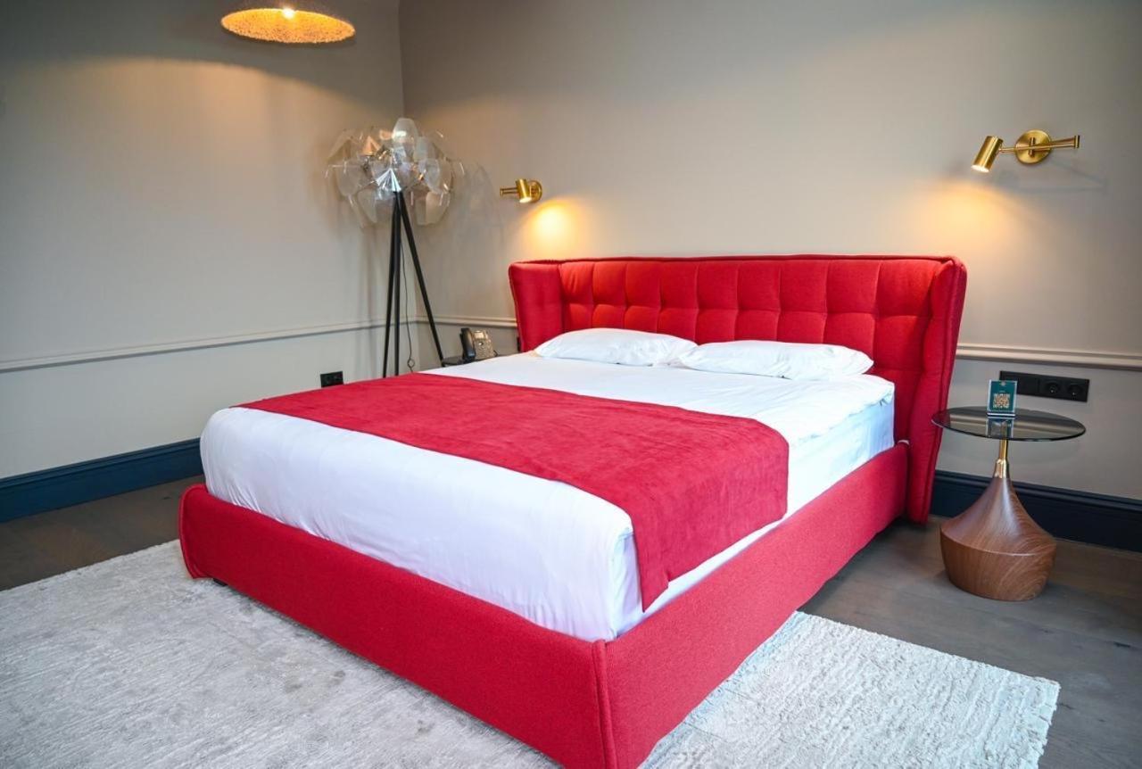 Hotel Retro Батумі Екстер'єр фото